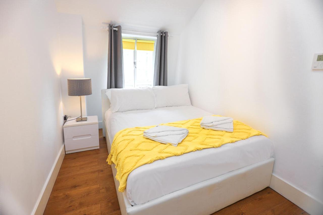 Titiwangsa One Accomodation At Paddington Londra Dış mekan fotoğraf